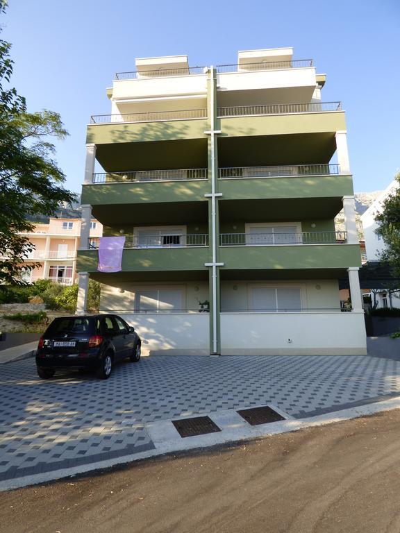 Apartments Dalmacija Tučepi Exterior foto